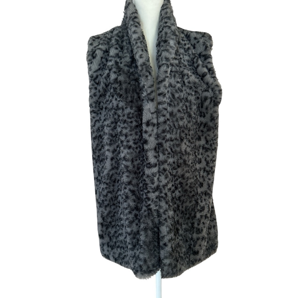 Bobeau Charcoal Animal Print Faux Fur Vest